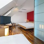Hotel Coronado 3*