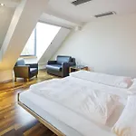 فندق Coronado 3*