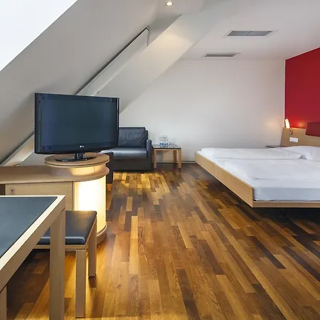 Coronado Zurich